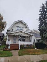 featured image of 931 Willow Ave