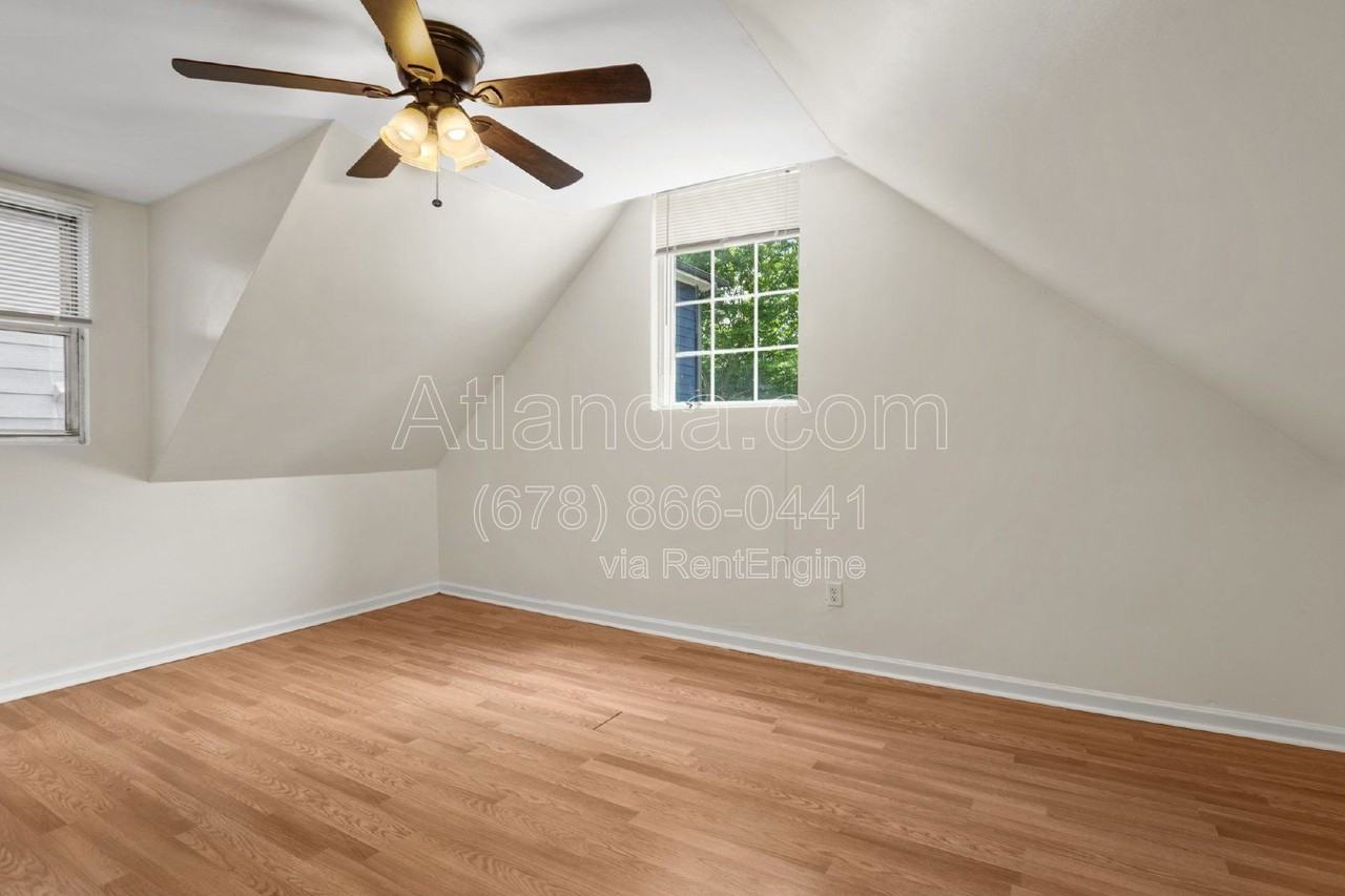 153 Little St Se - Photo 7 of 19