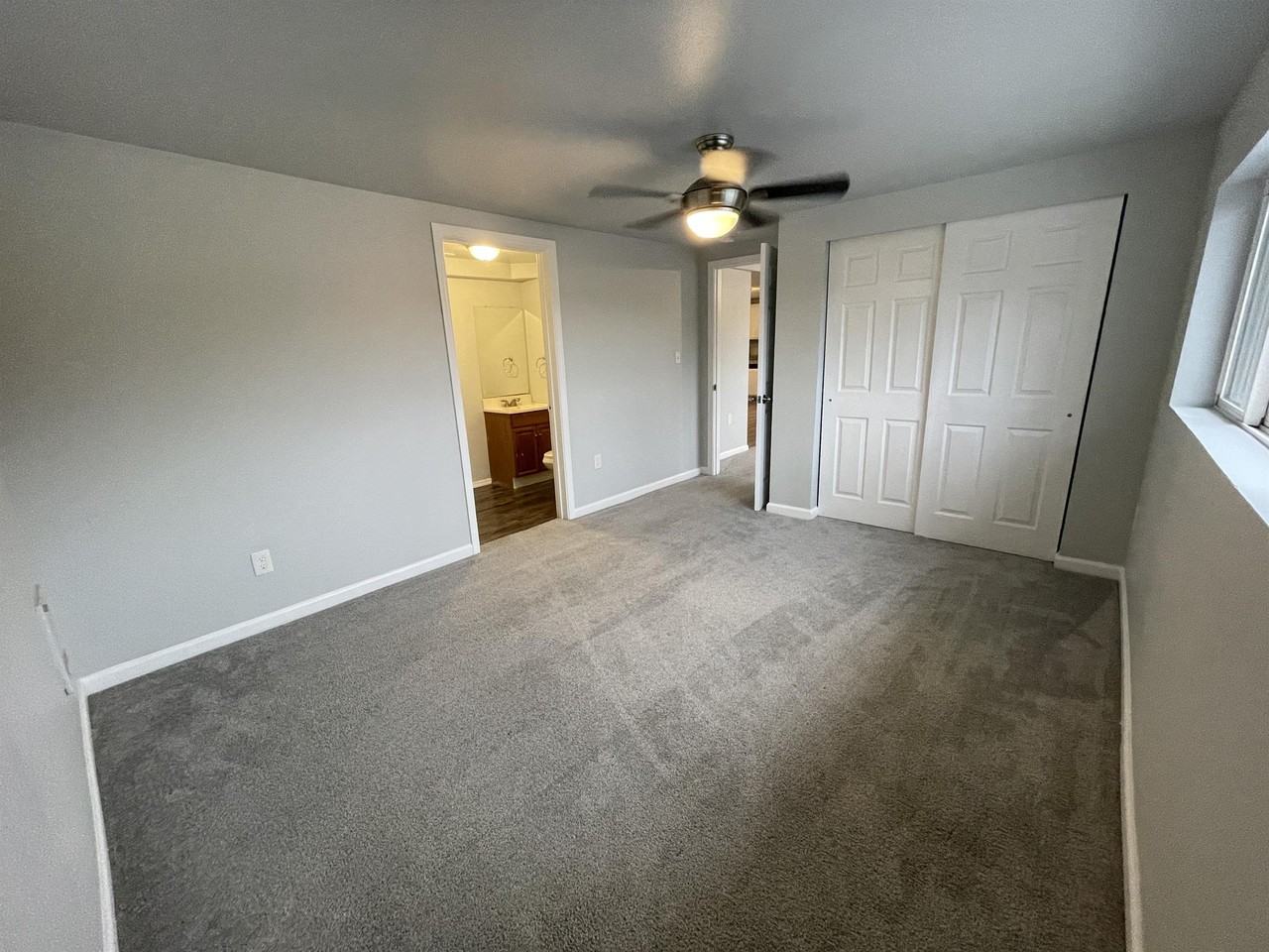 7405 Steilacoom Blvd Sw #B - Photo 3 of 19