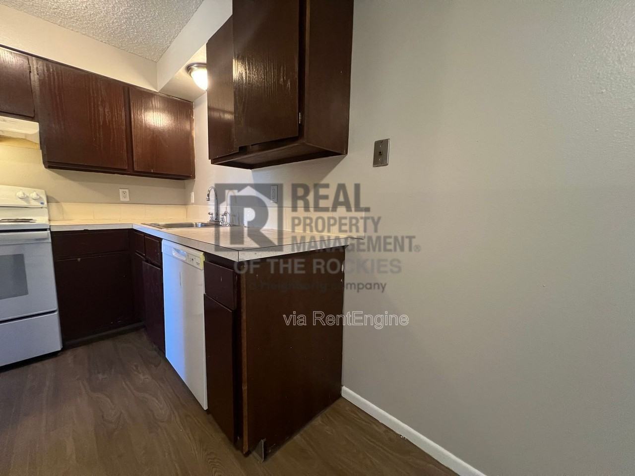 133 Dartmouth Trail #2 - Photo 2 of 24