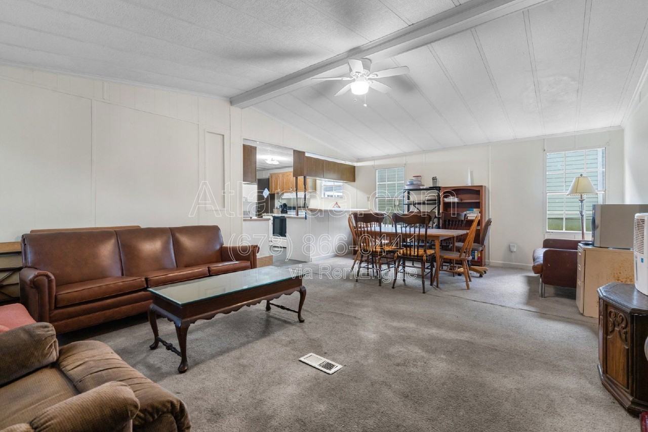 1061 Center St Nw #C - Photo 2 of 18