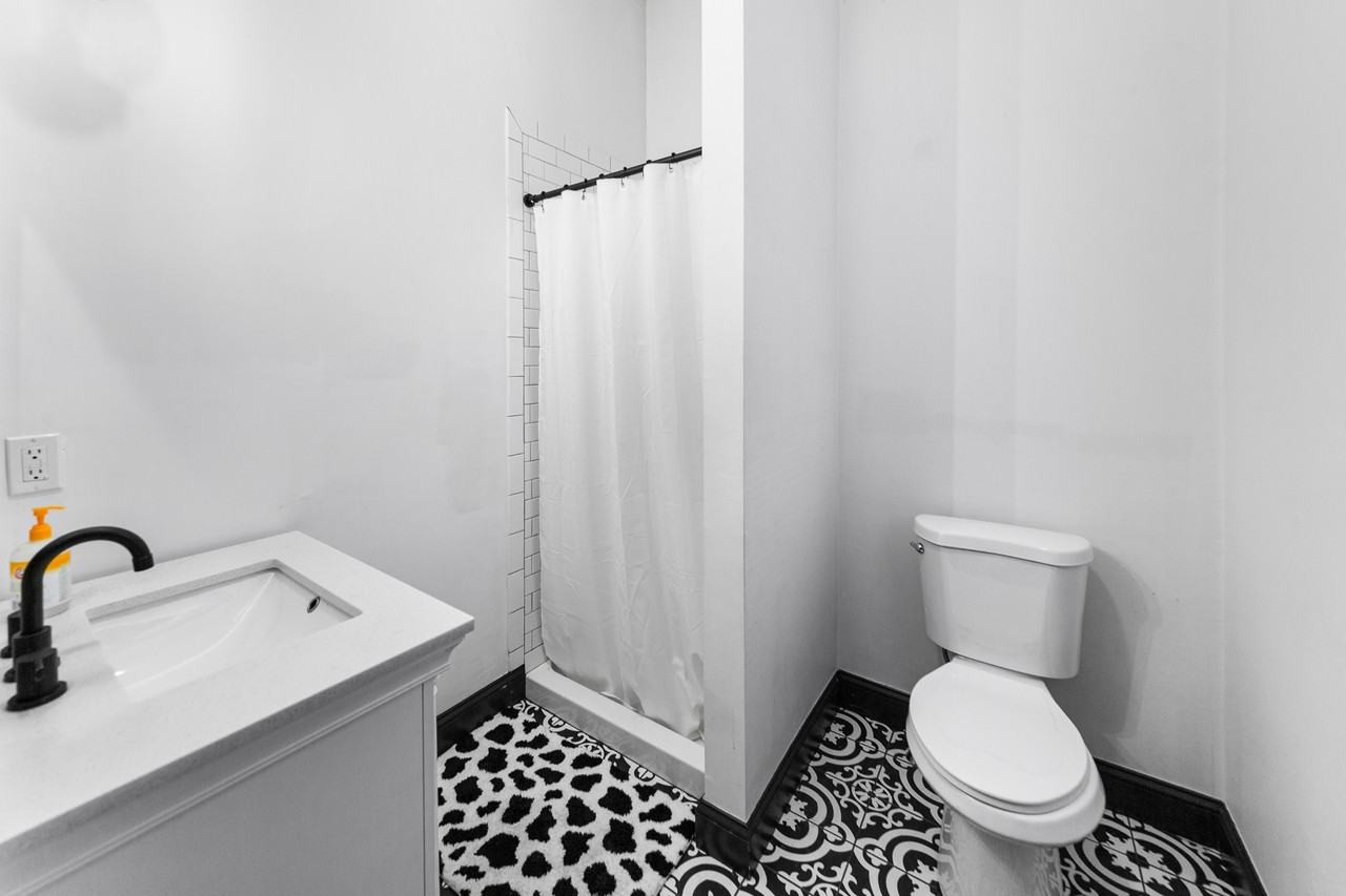 125 Tobey St #1 - Photo 2 of 20