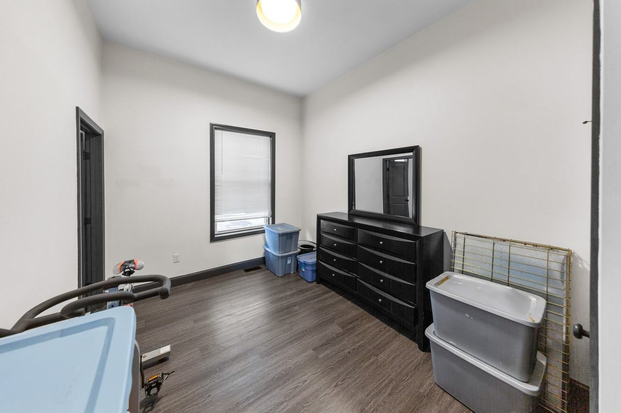 125 Tobey St #1 - Photo 5 of 20