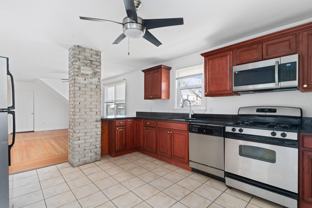 121 Grove St #3 - Photo 1 of 1