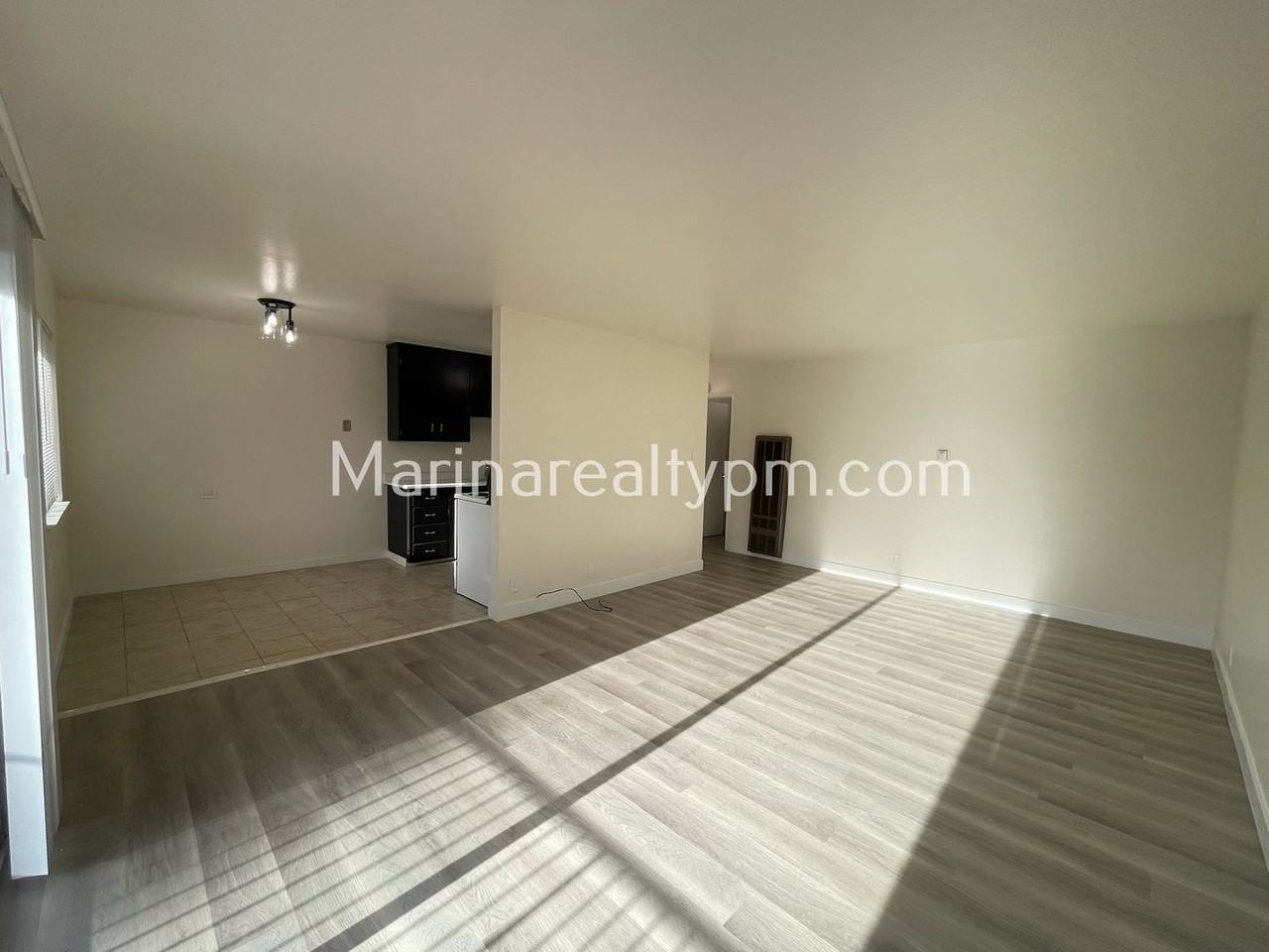 129-191 Hilborn St. - Photo 6 of 40