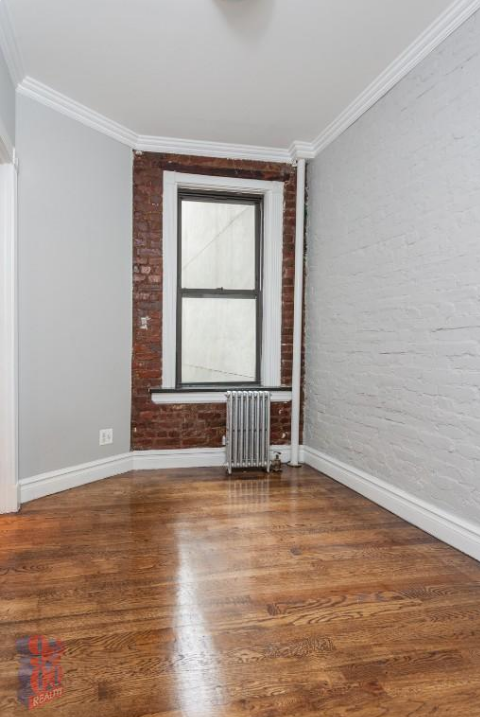 400 E 13th St #5C - Photo 2 of 4