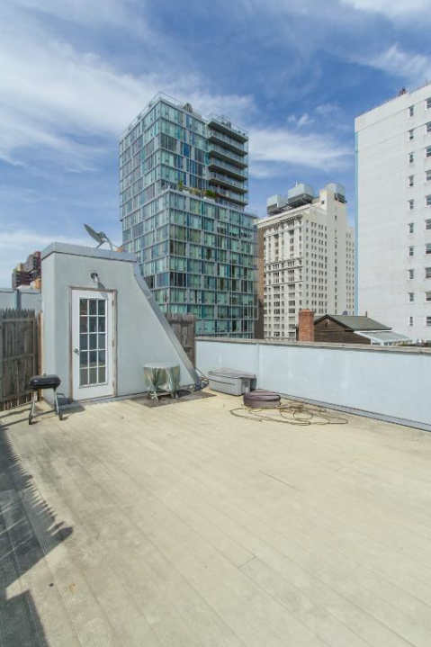 205 W 13th St #5G - Photo 2 of 8