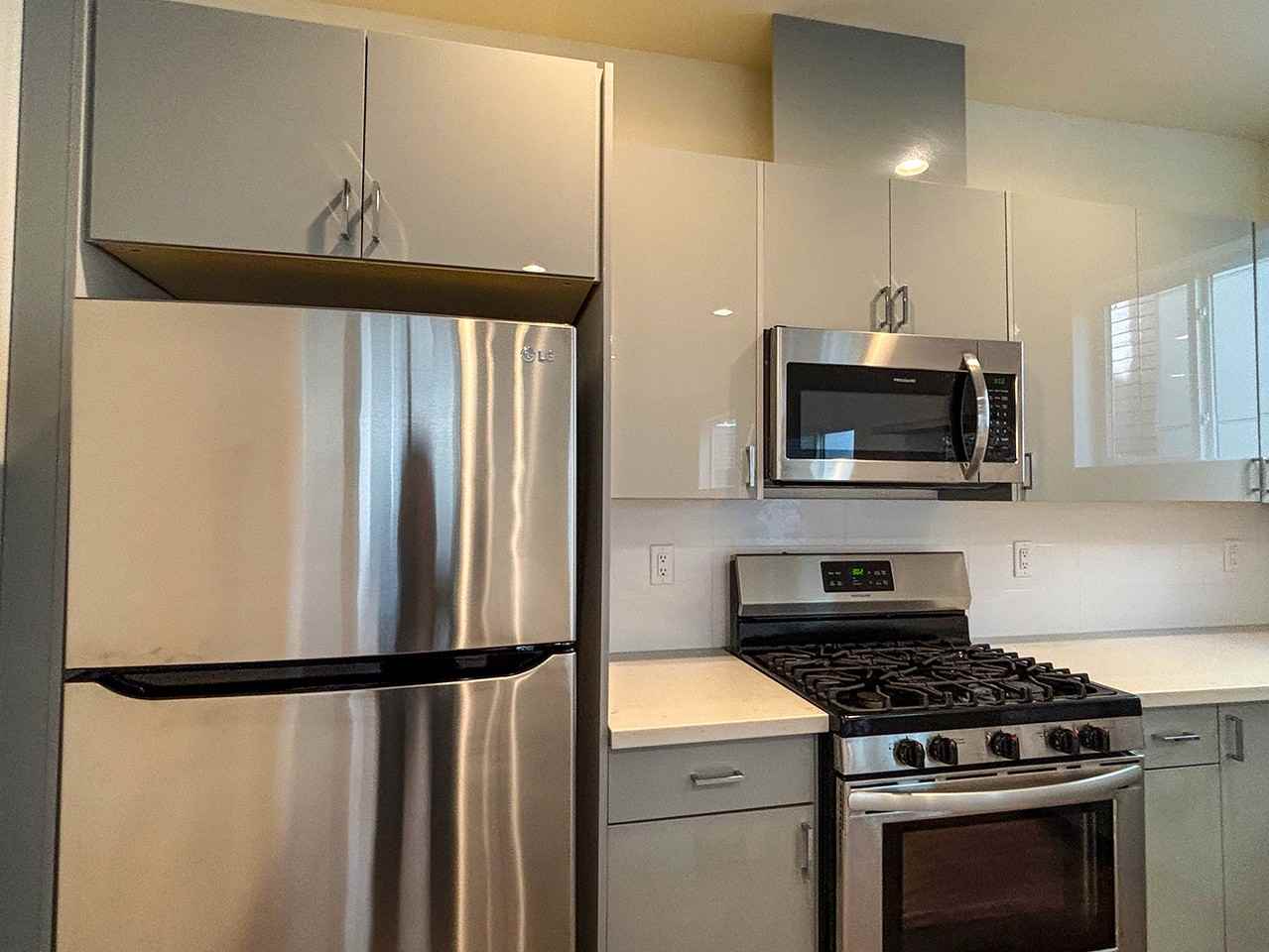 18526 Wallingford Ave N #B - Photo 6 of 28