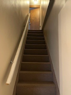 911 Moorheadville Rd - Photo 4 of 10