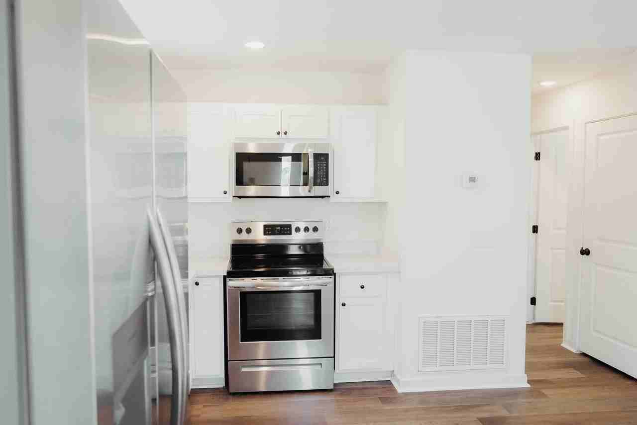 The Chipman Apartments - Photo 3 of 45