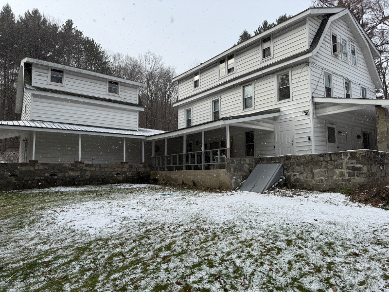 107 Munch Dr #201 - Photo 2 of 5