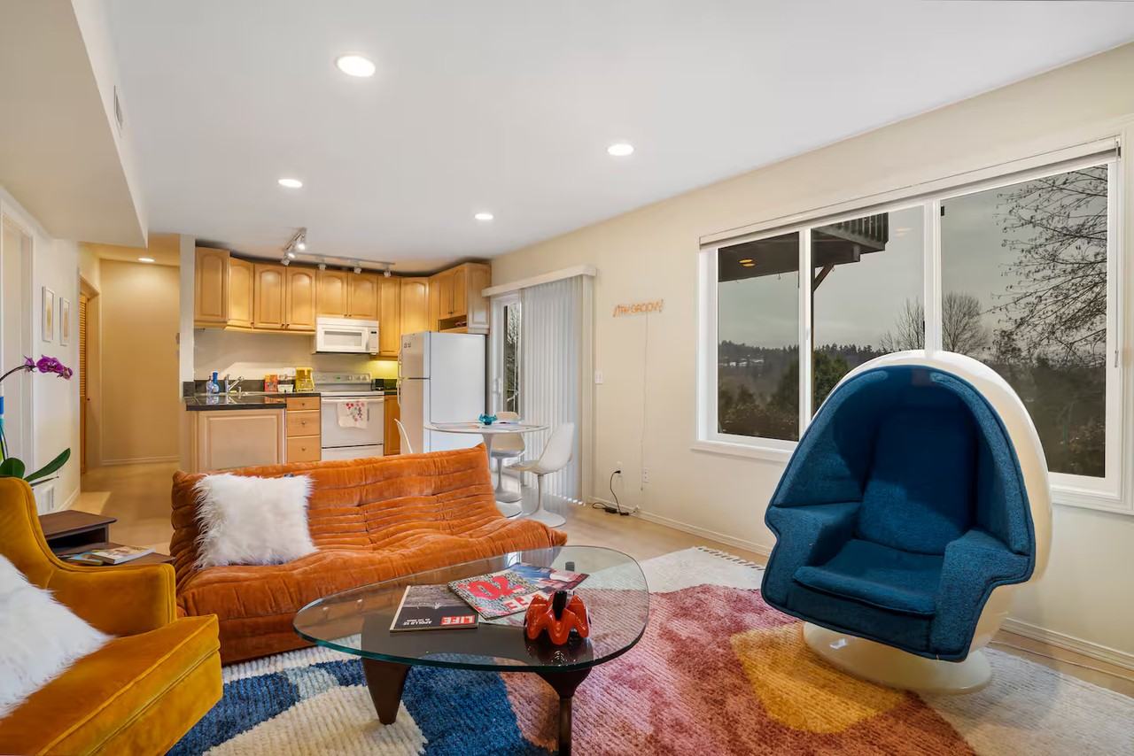 14210 56th Avenue South #NA - Photo 4 of 18