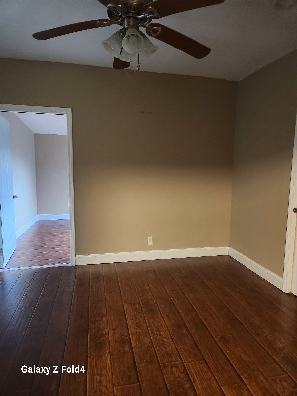 4456 Railroad Street - Photo 6 of 15