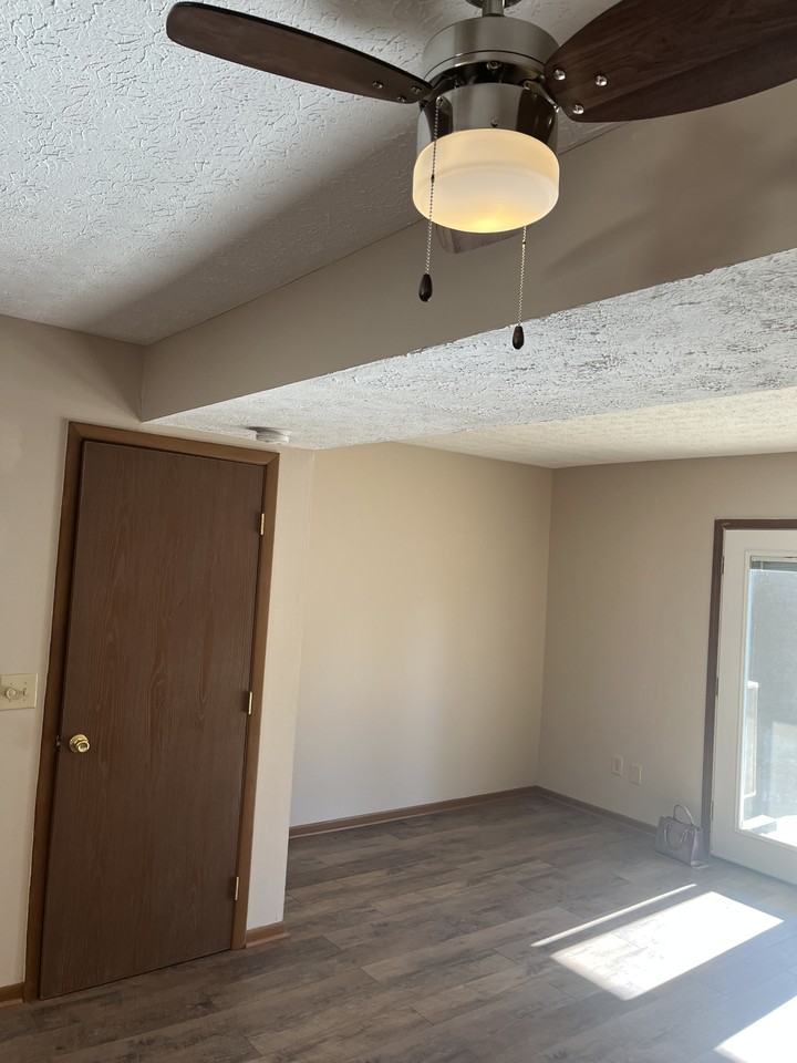 1871 N Lakeman Dr #1871 - Photo 2 of 23