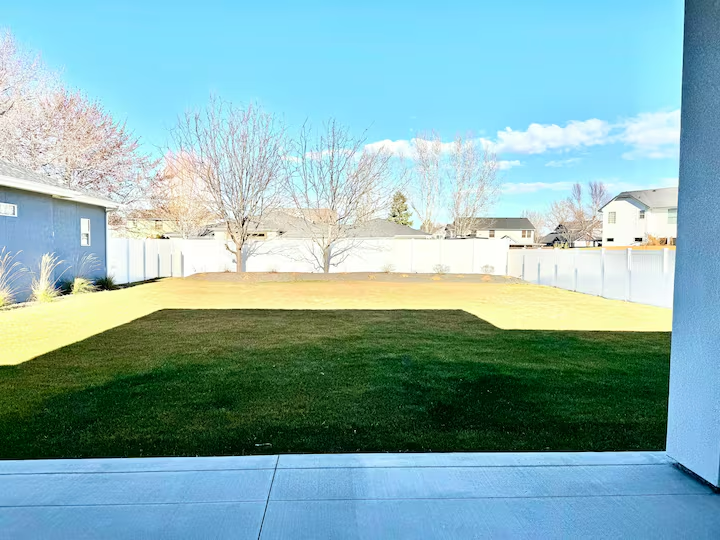 12100 West Hollandale Drive - Photo 3 of 21