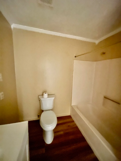 1914 Ross Ave - Photo 6 of 15