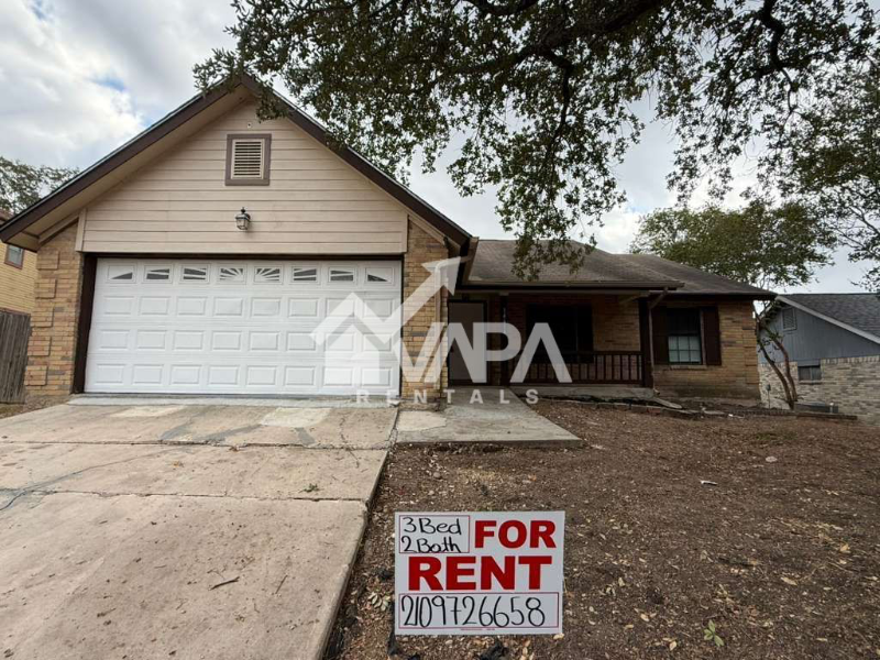 14614 Highland Rdg - Photo 2 of 20