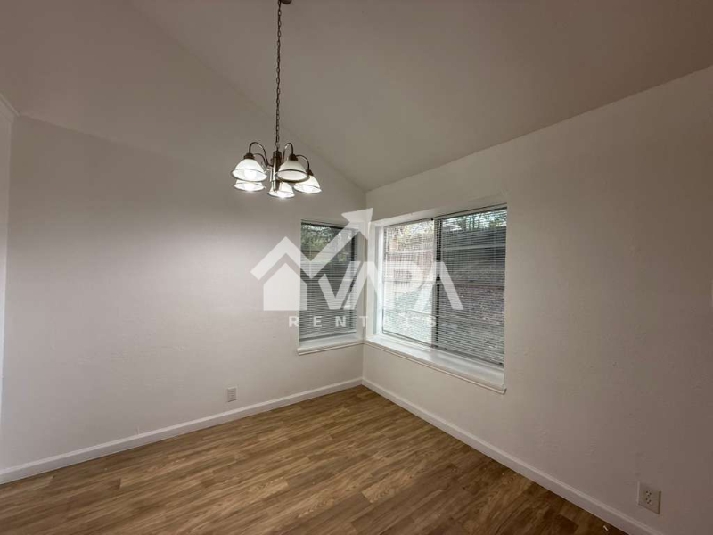 14614 Highland Rdg - Photo 5 of 20