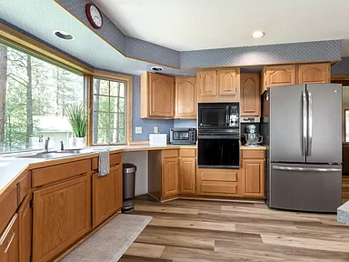 354 Blue Spruce Ln - Photo 4 of 14