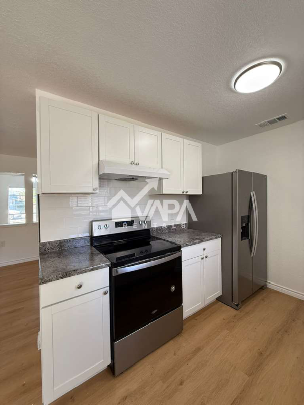 7814 Hollow Oak - Photo 5 of 19