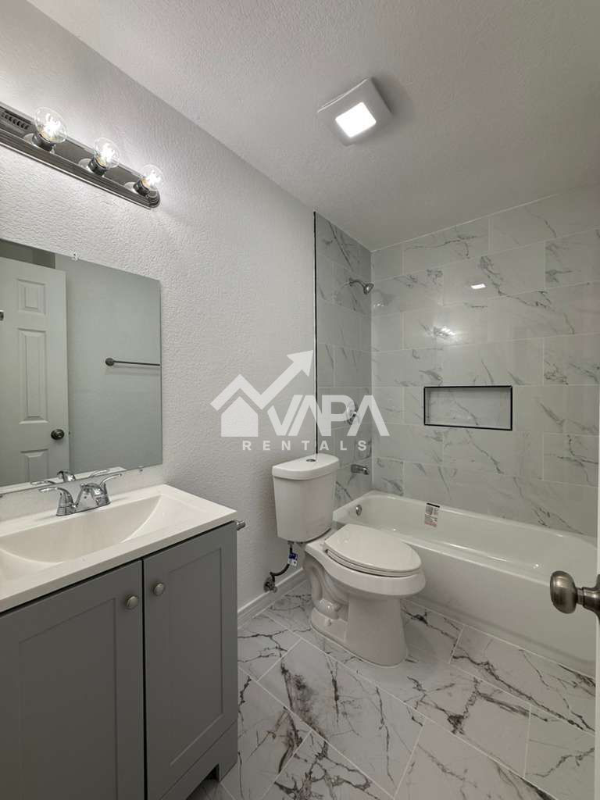 7814 Hollow Oak - Photo 7 of 19