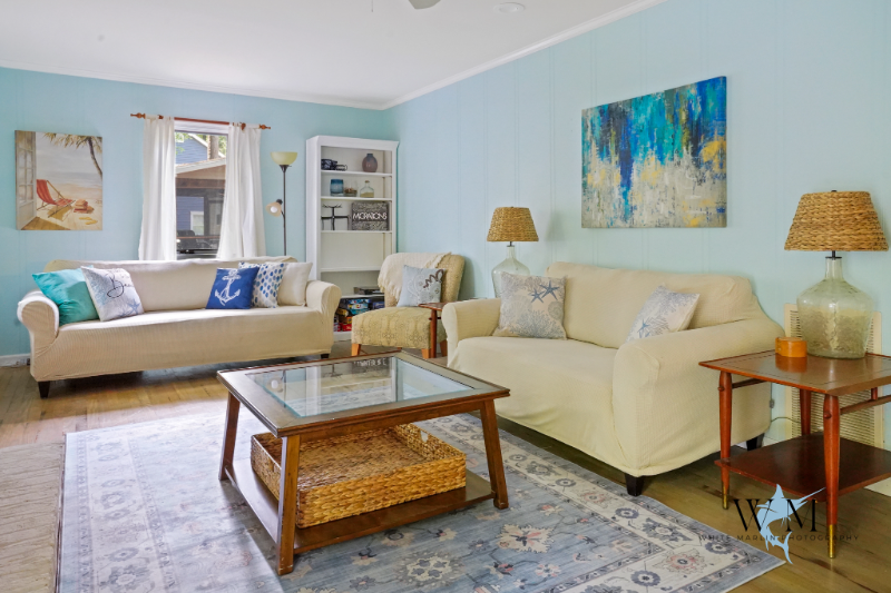 80 Cresthaven Drive - Photo 3 of 16