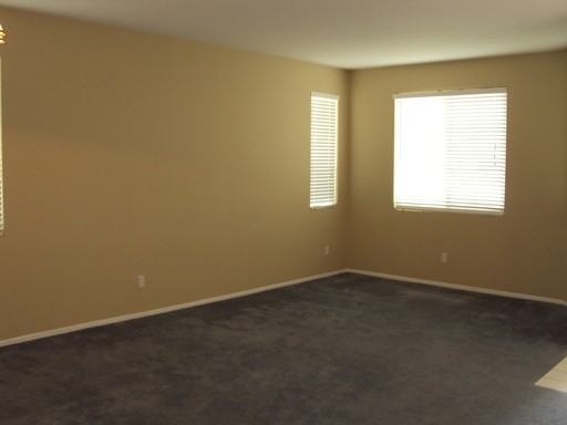 136 Joshua Cir - Photo 3 of 17