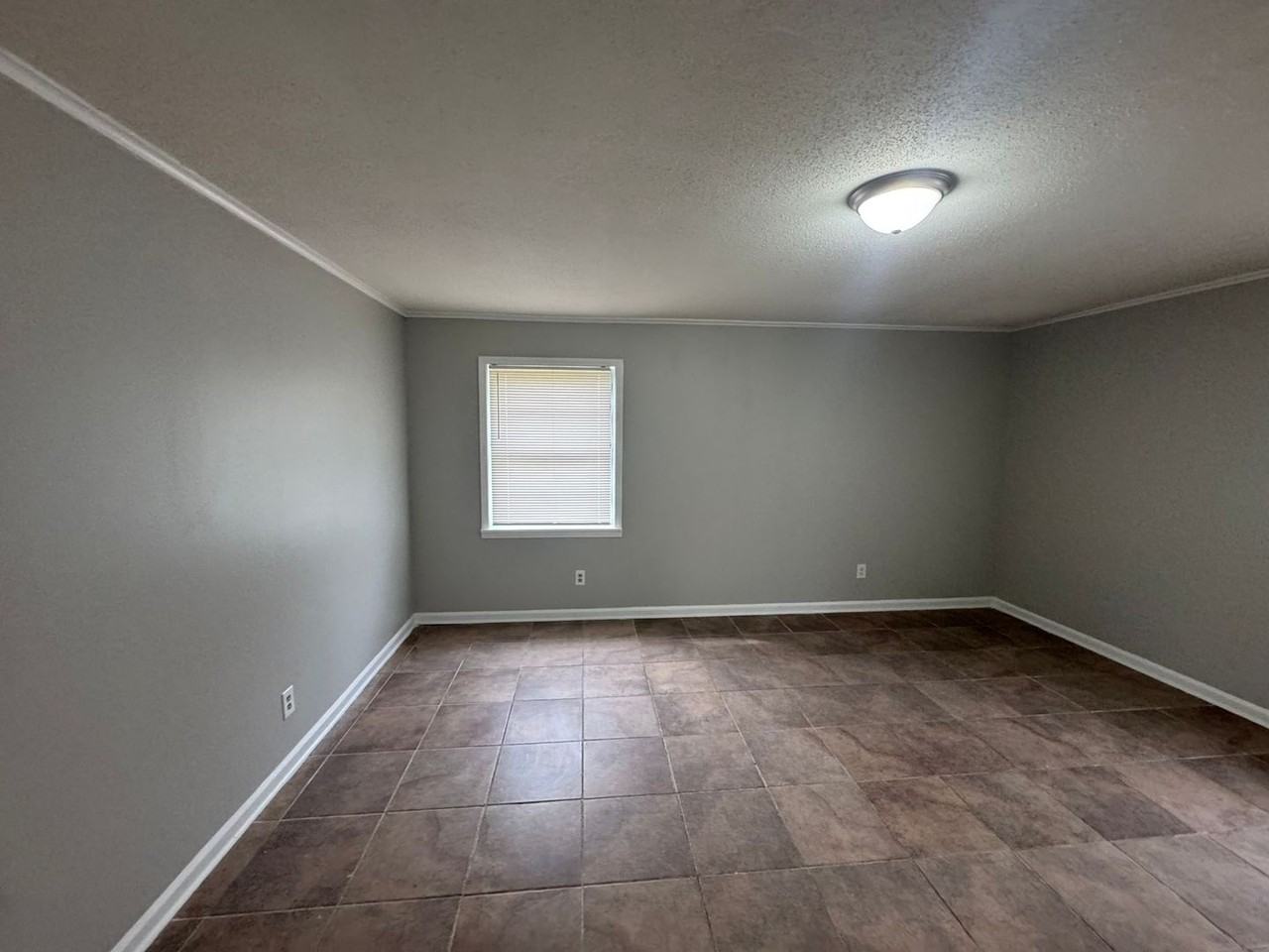 1722 Northfield Drive - Photo 3 of 13