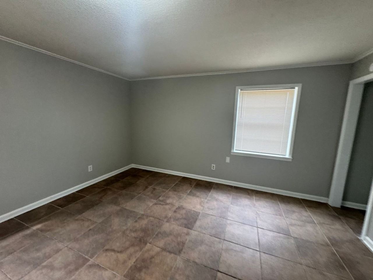 1722 Northfield Drive - Photo 4 of 13