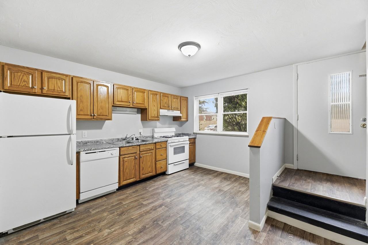 The Reserve at Pin Oak Apartments - Photo 7 of 34