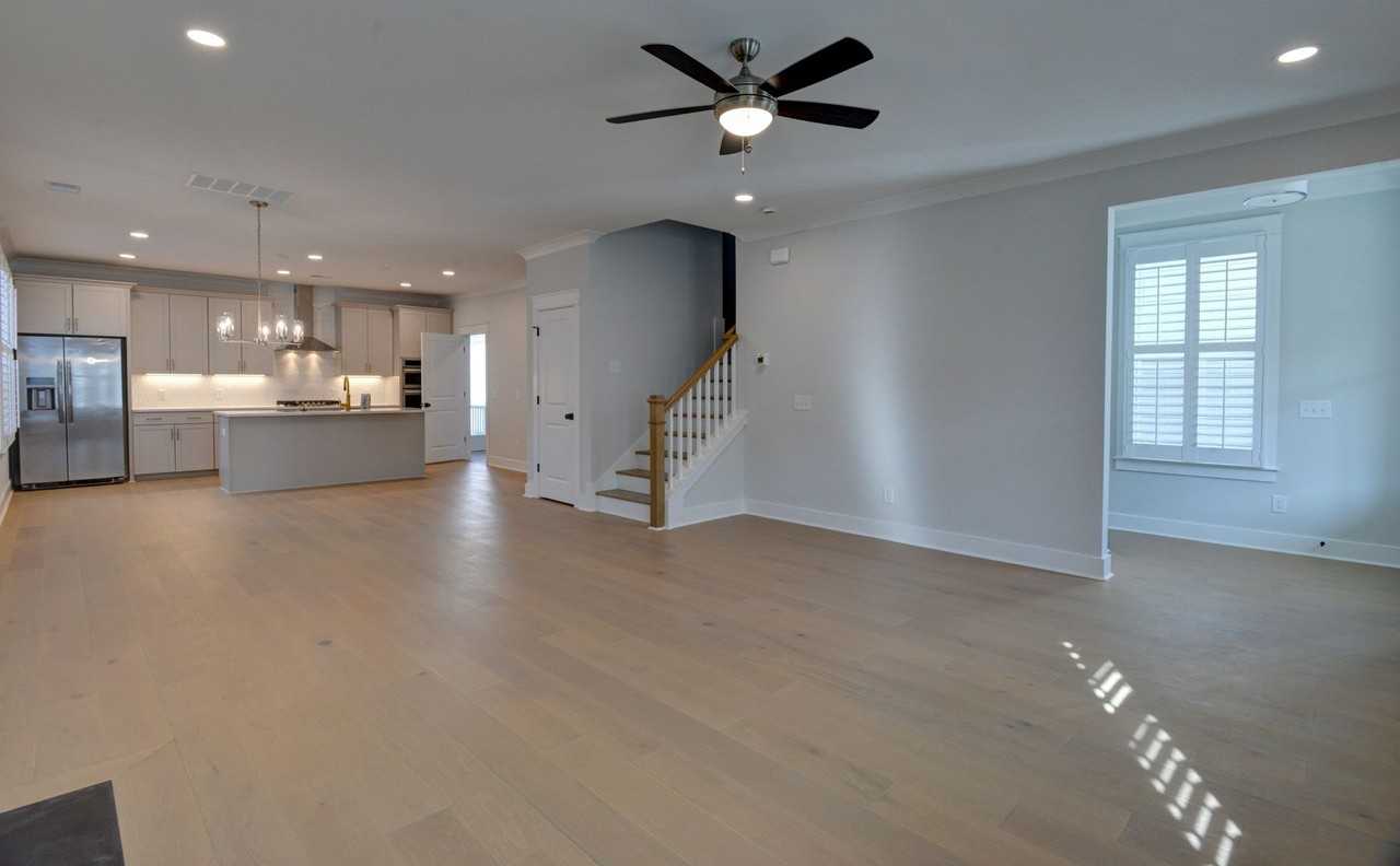 2027 Blue Bayou Boulevard - Photo 6 of 40