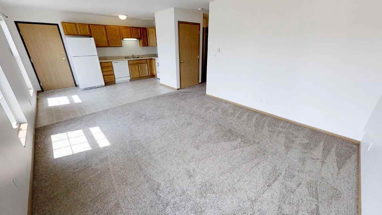 2822 Stange - Photo 4 of 15