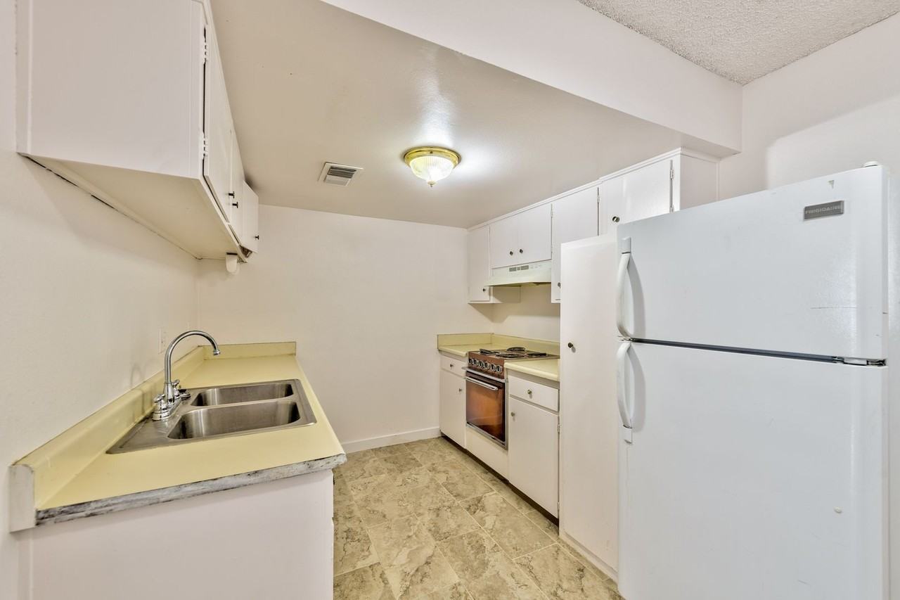 3821 Daisy Street #31 - Photo 5 of 14