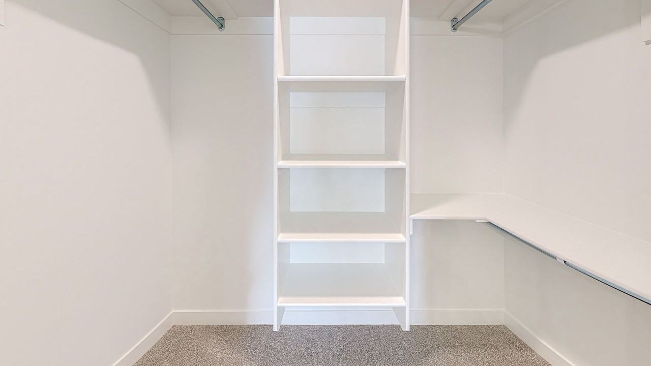 1583 W Stark Dr - Photo 7 of 50