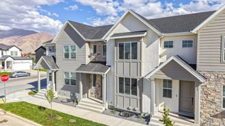 7 S Moonlit Rd - Photo 1 of 1