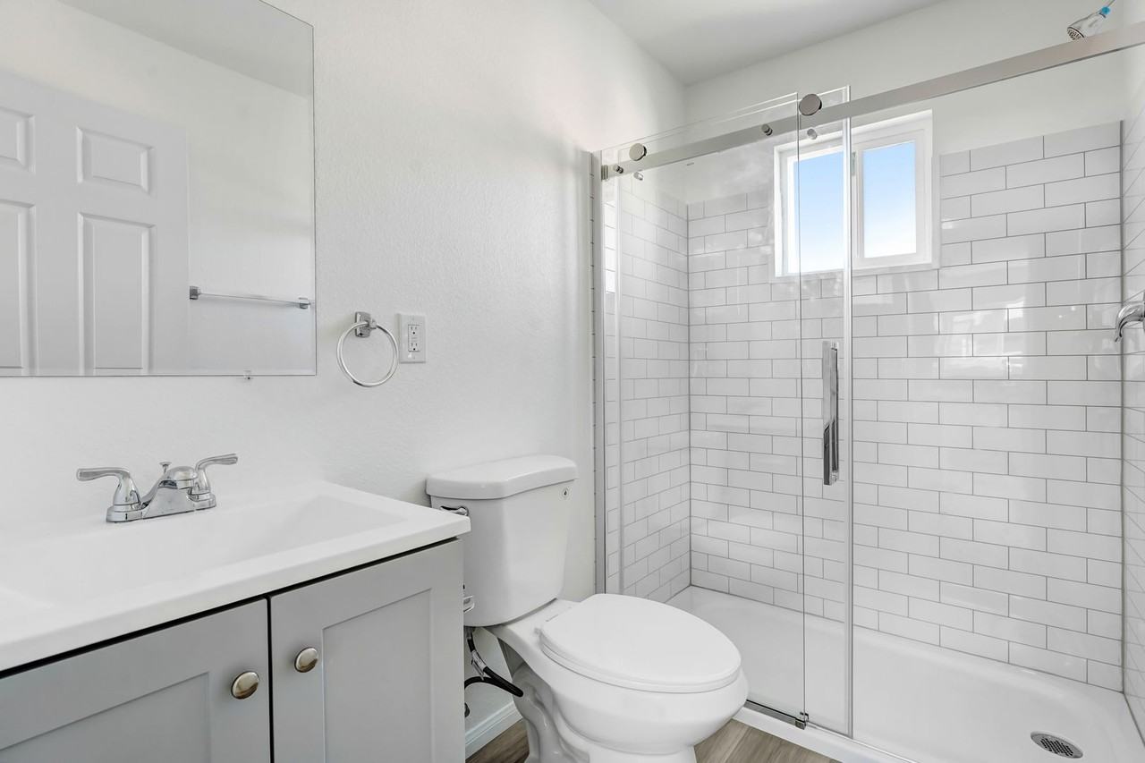 1514 Pennsylvania Ave #5 - Photo 6 of 10