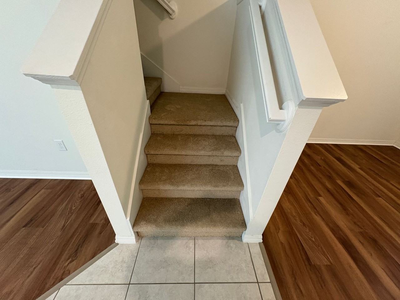 1490 Stone Arrow Ct - Photo 5 of 36