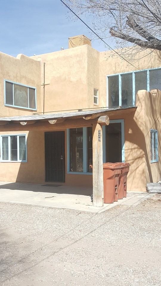 339 N Camino Del Pueblo - Photo 2 of 21