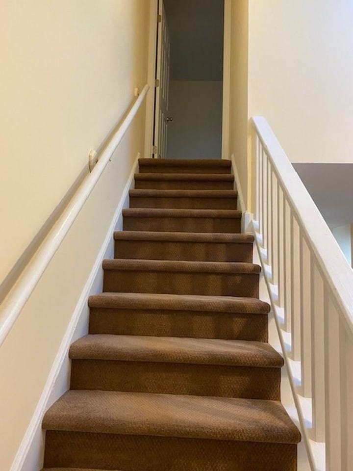 145 Colonial Cir Apt A8 - Photo 4 of 10