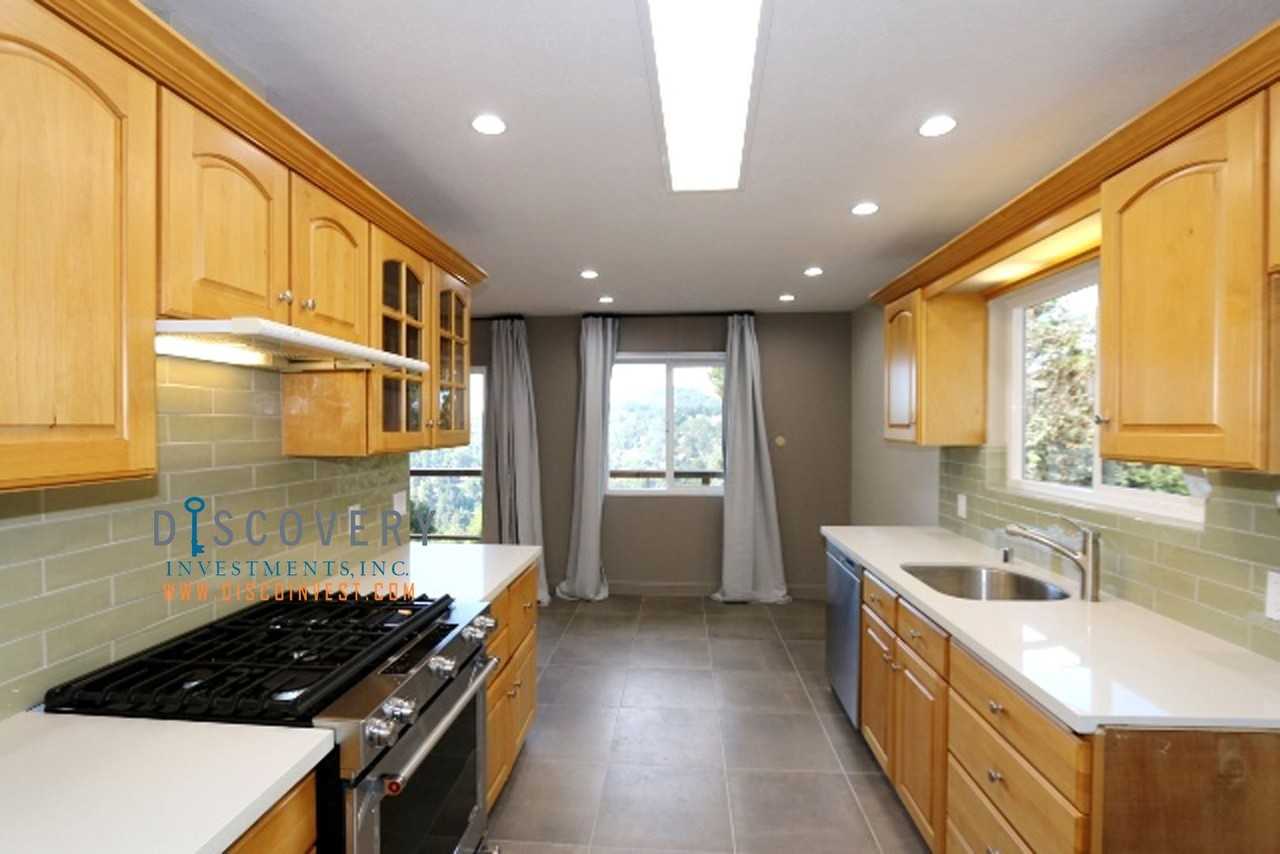 16 Carisbrook Lane - Photo 7 of 17