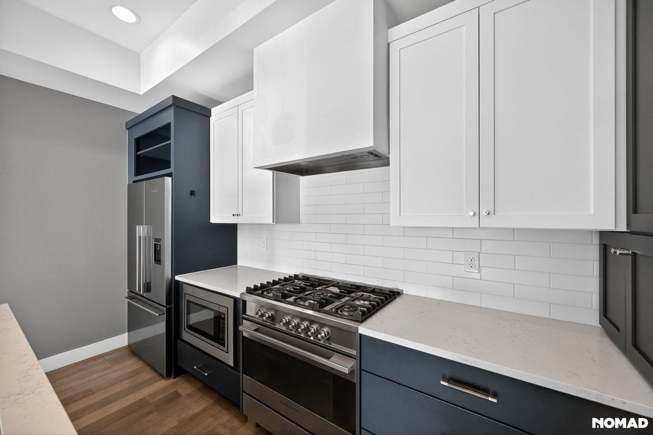 2321 Stout St - Photo 2 of 33