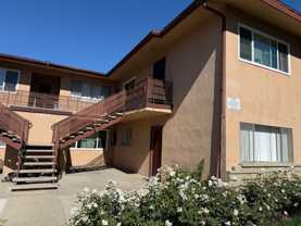 1423 W Lingan Ln - Photo 1 of 1