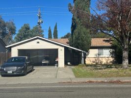 featured image of 742 Nightingale Dr