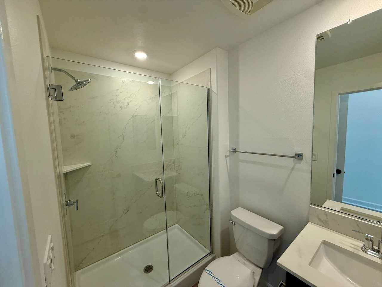 300 Triangular Rd - Photo 6 of 34