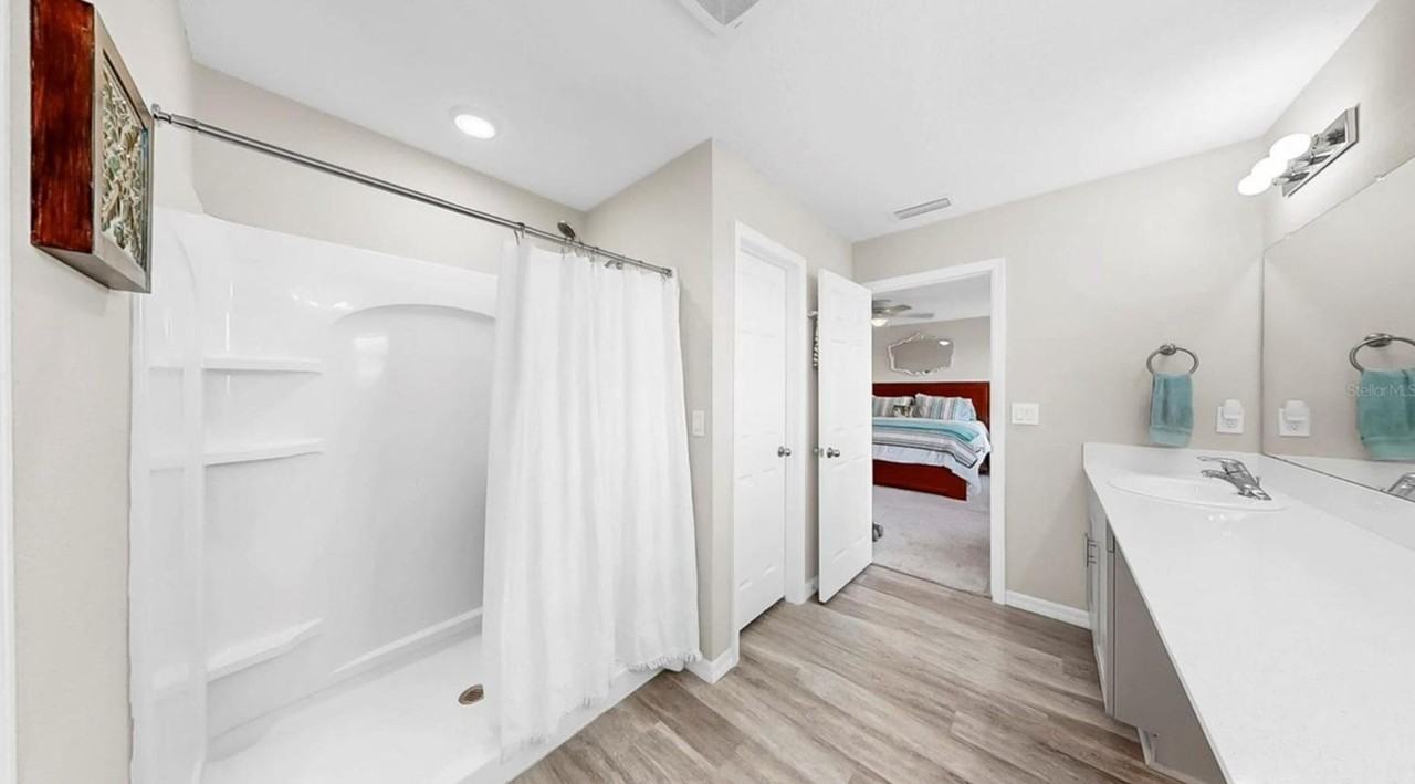 12724 Tannencrest Dr - Photo 4 of 28