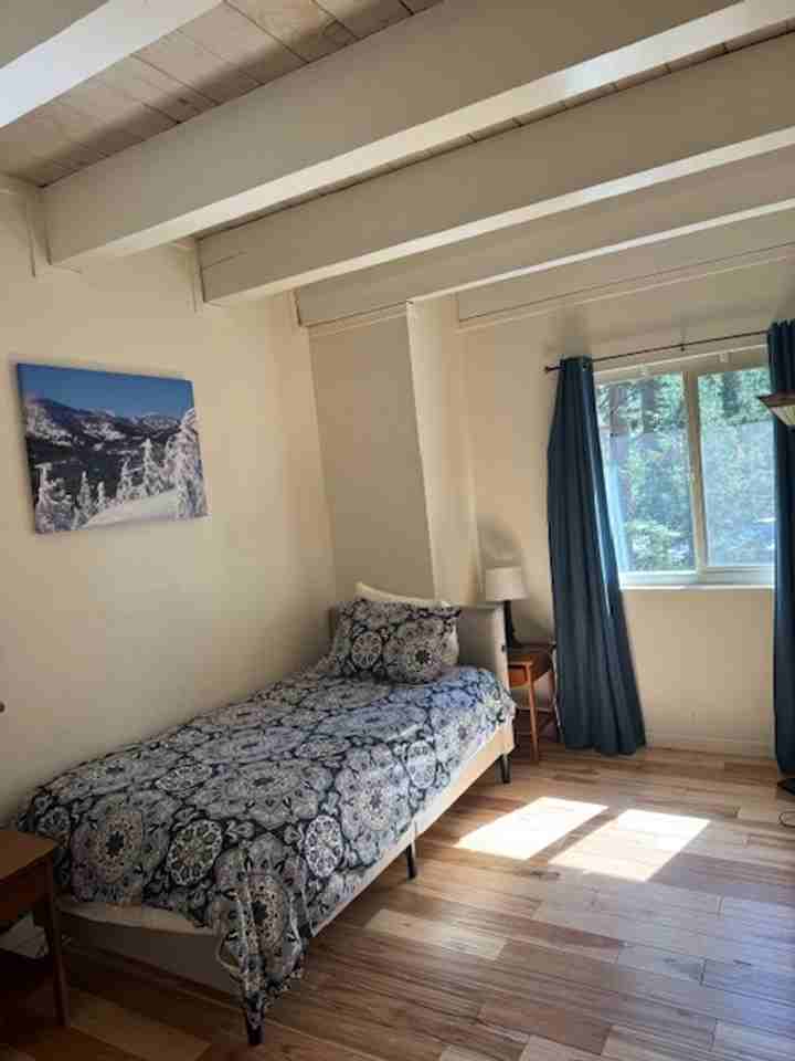 861 Southwood Blvd #20 - Photo 5 of 21