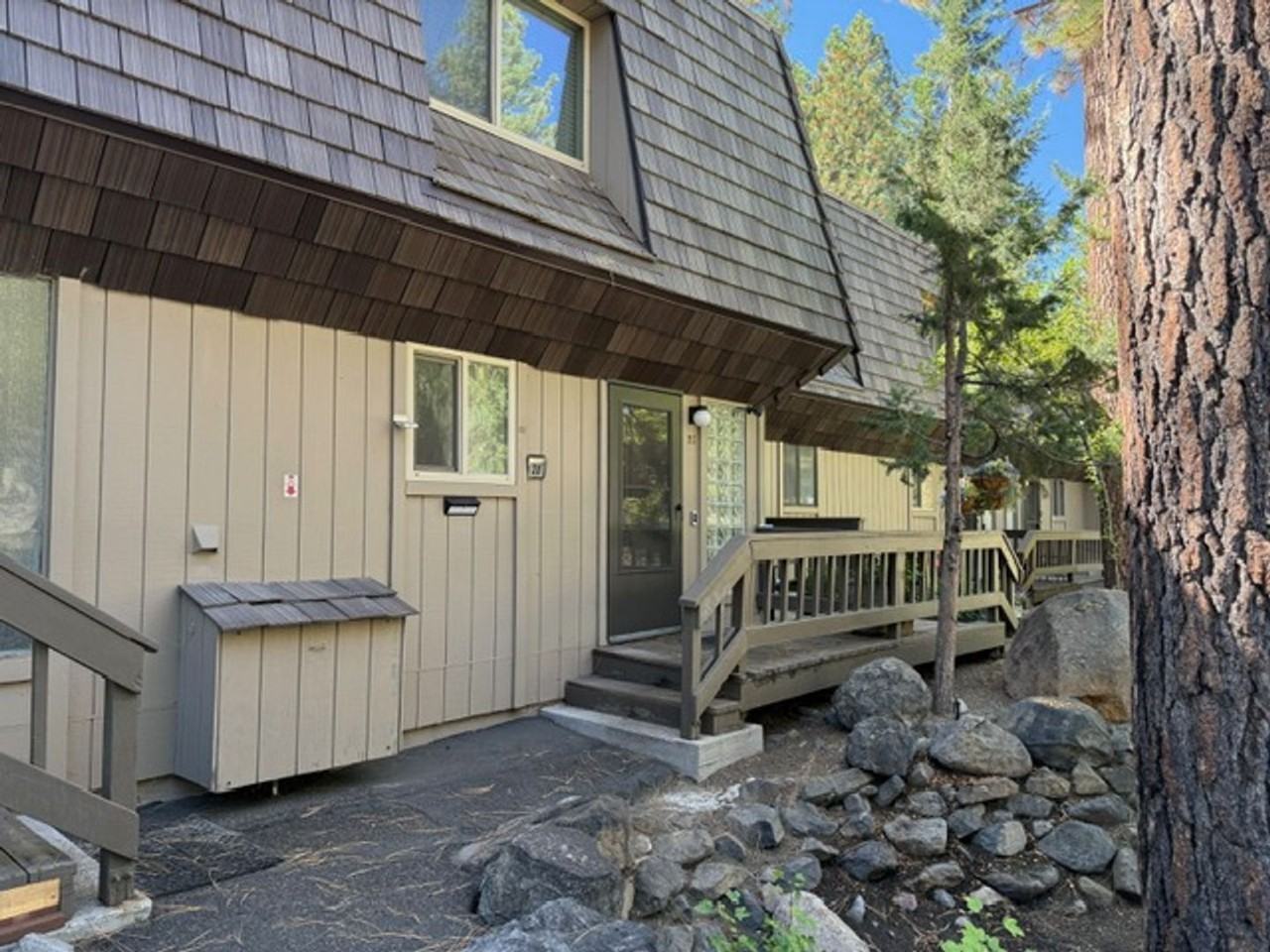 861 Southwood Blvd #20 - Photo 6 of 21