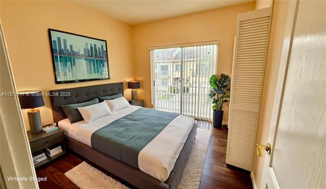 10150 10150 SW 88th St th 106 - Photo 3 of 15