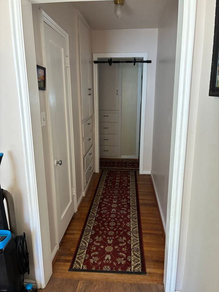 322 S 400 E - Photo 4 of 13