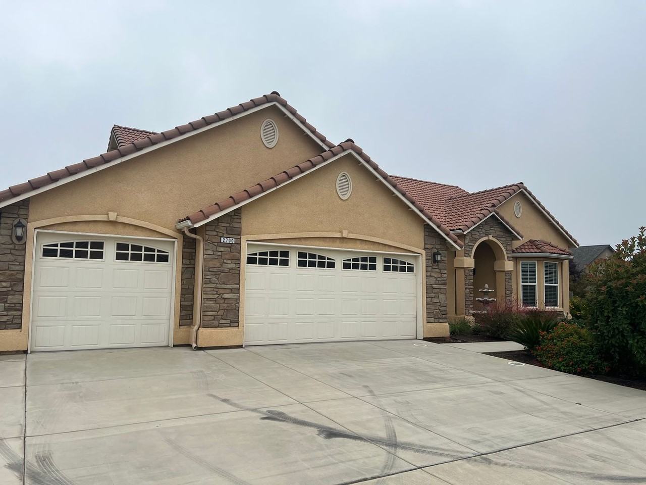 2700 7th Avenue Dr - Photo 4 of 34